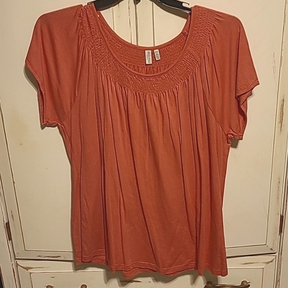 Women's Top